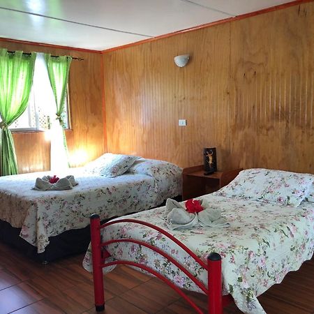 Cabanas Hinariru Nui Hanga Roa Esterno foto