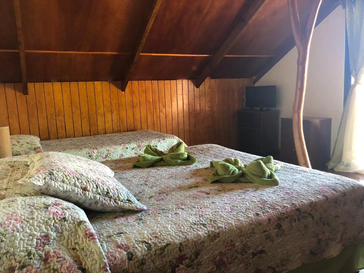 Cabanas Hinariru Nui Hanga Roa Esterno foto