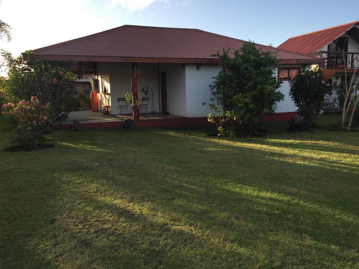 Cabanas Hinariru Nui Hanga Roa Esterno foto