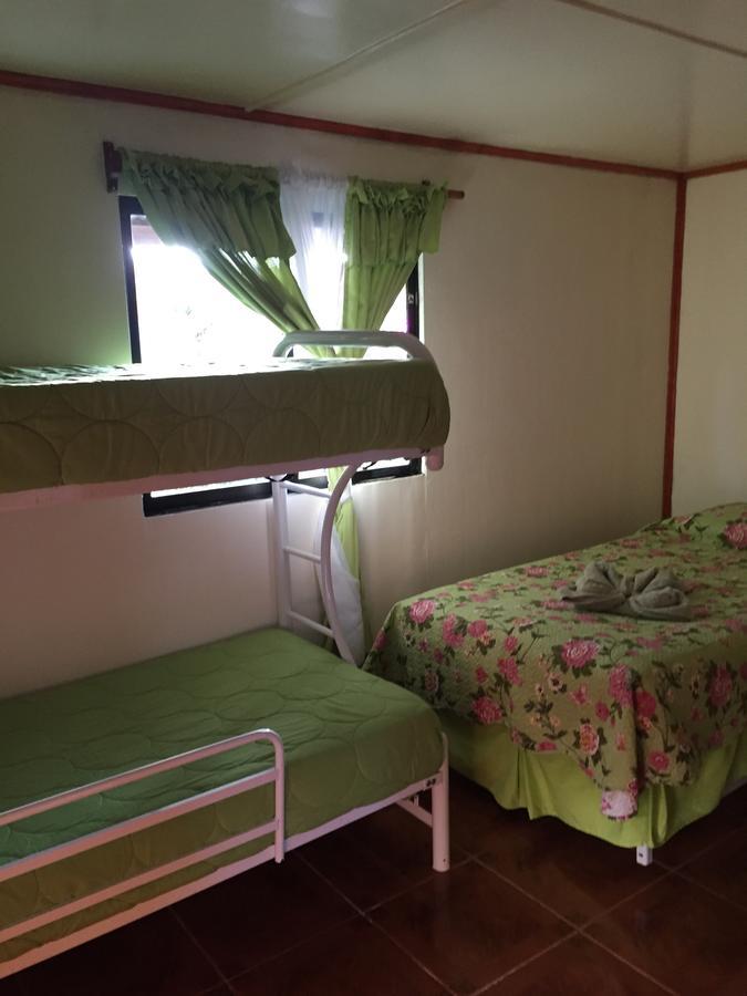 Cabanas Hinariru Nui Hanga Roa Esterno foto
