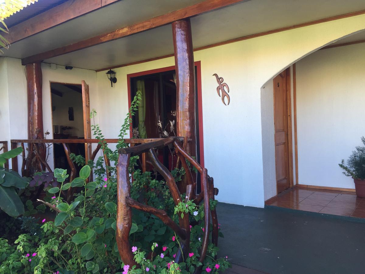 Cabanas Hinariru Nui Hanga Roa Esterno foto